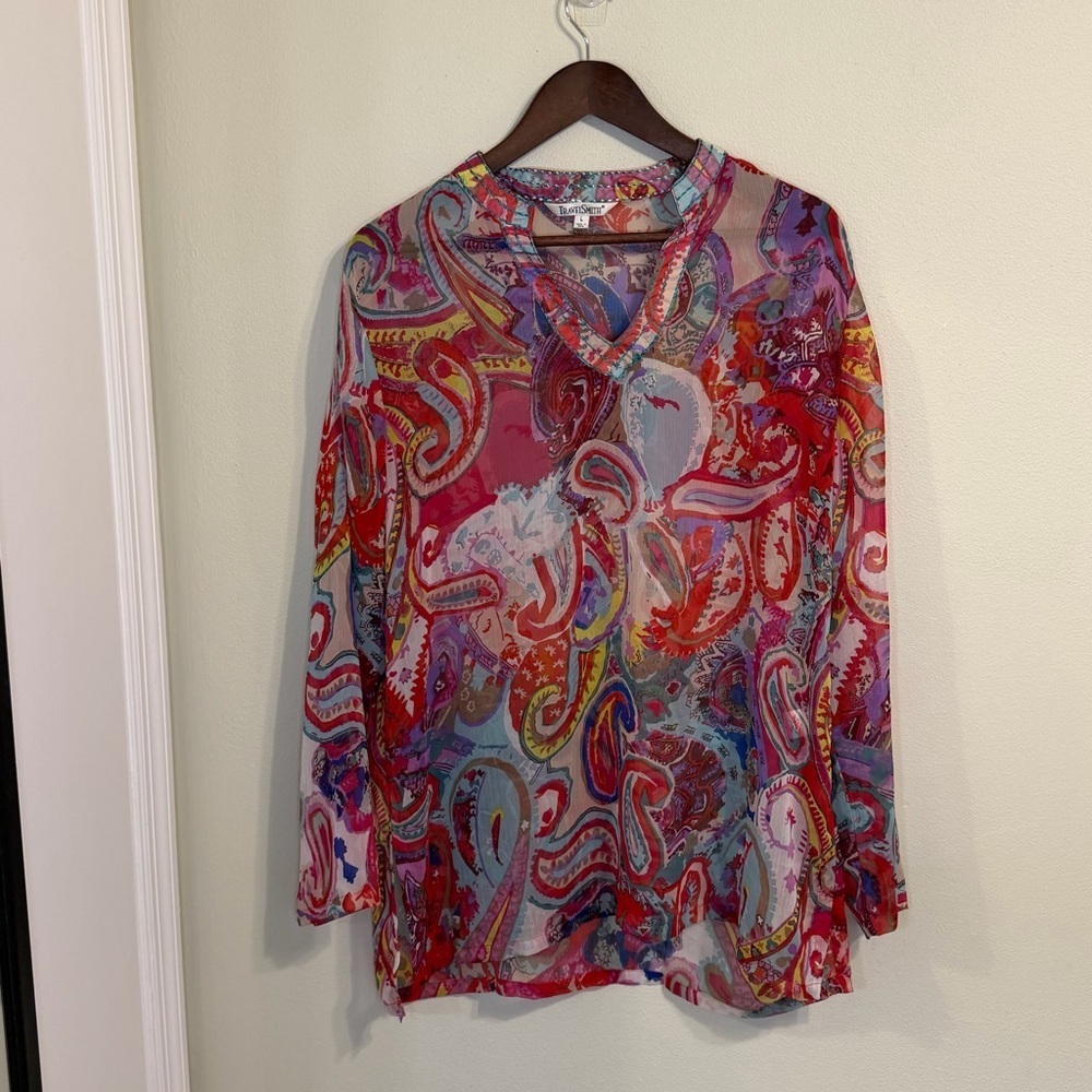 TravelSmith Sheer Paisley Tunic Blouse Size L Boho V-Neck Lightweight - Picture 8 of 8